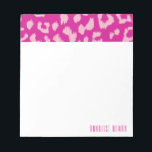 Magenta und rosa Leopard drucken Notepad Notizblock<br><div class="desc">Ein großes Muster von Leopardruckflecken bekommt eine moderne Drehung in Girlie magenta rosa und blassrosa Carnation pink.</div>