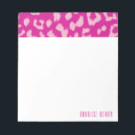Magenta und rosa Leopard drucken Notepad Notizblock<br><div class="desc">Ein großes Muster von Leopardruckflecken bekommt eine moderne Drehung in Girlie magenta rosa und blassrosa Carnation pink.</div>