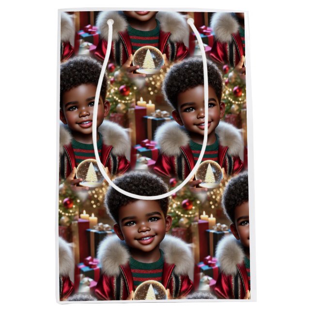 Magic in His Hands: A Christmas Spark Mittlere Geschenktüte (Vorderseite)