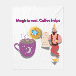 Magic Is Real, Coffee Helps – Cozy Wizard Blanket Fleecedecke