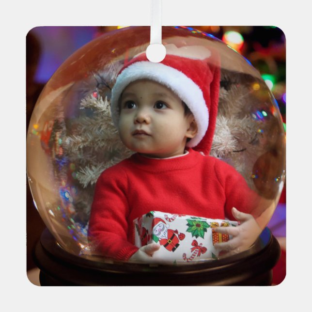 Magic Snowglobe Illusion Holiday 2 Foto Vignette Ornament Aus Metall (Vorderseite)