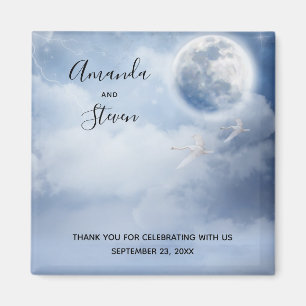 Magical Blue Sky mit flying Swans Wedding Magnet
