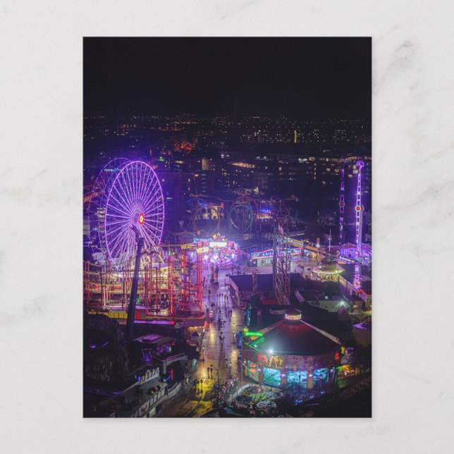 Magical lights of Vienna's Prater park in night Postkarte (Vorderseite)