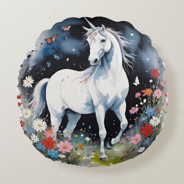 Magical White Unicorn In A Night Garden Rundes Kissen (Vorderseite)