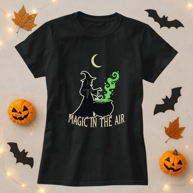 Magie in der Air Halloween Hexe T-Shirt (Von Creator hochgeladen)