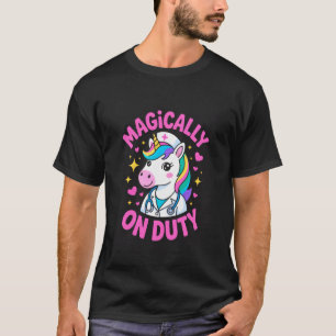 Magisch im Dienst süße Einhorn-Krankenschwester Re T-Shirt