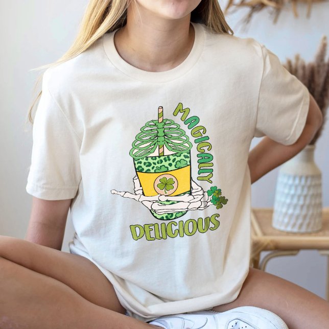 Magisch köstlich, St.Patricks Day T - Shirt (Von Creator hochgeladen)