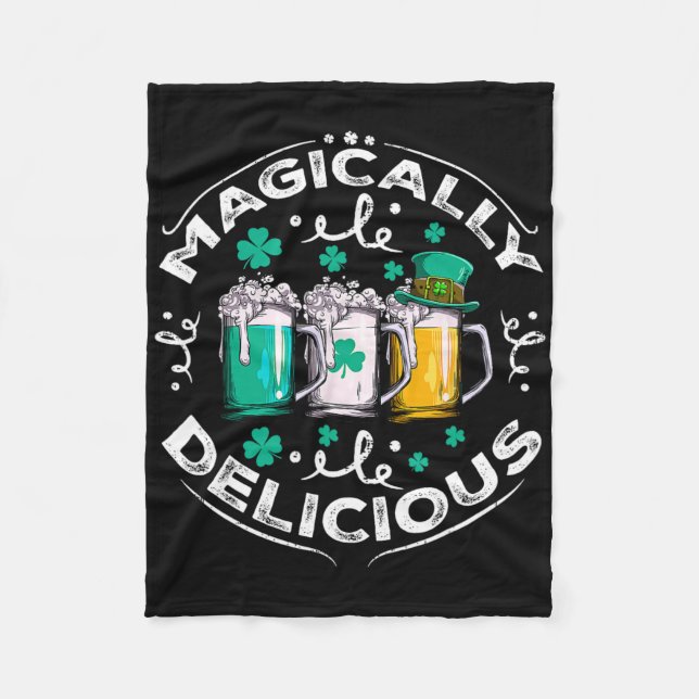 Magisch leckere St. Patricks Day Bier trinken  Fleecedecke (Vorderseite)