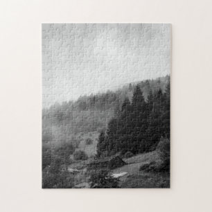Magische, coole Natur im Nebel Puzzle