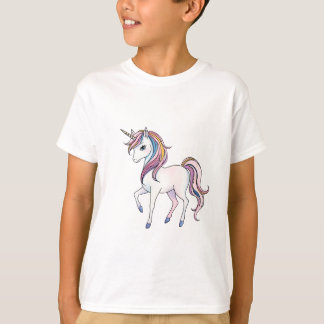 Magische Einhornträume - Whimsical Fantasy Design T-Shirt
