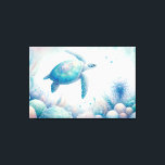 Magische Schildkröte unter Wasser Leinwanddruck<br><div class="desc">Tauchen Sie ein in die ruhigen Tiefen einer bezaubernden Unterwasserwelt mit unserem faszinierenden Kunstdruck der Meeresschildkröten-Leinwand. Die exklusiv von Do Tell A Belle. Genießen Sie eine faszinierende visuelle Reise, während die anmutige Meeresschildkröte inmitten von skurrilen Unterwasserbotanikalen in sanften Pastelltönen gleitet. Ideal für diejenigen, die ihren Lebensunterhalt oder ihre Arbeitsfläche mit...</div>
