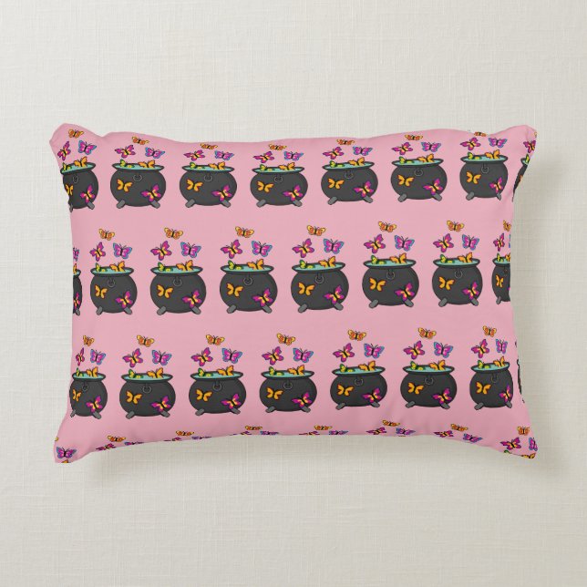 Magische Schmetterlinge aus einem Kessel Dekokissen (Vorderseite)