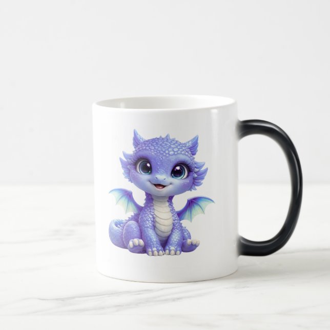 Magische Tasse mit einem süßen blauen Drachenbaby (Rechts)