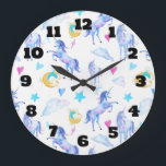 Magischer Einhorn-Muster-Aquarell-Fantasie-Entwurf Große Wanduhr<br><div class="desc">Eine Uhr mit einem Muster der Aquarell-Einhörner,  der flaumigen Wolken,  der Sterne und der Herzen. Wunderlicher und mystischer Entwurf.</div>