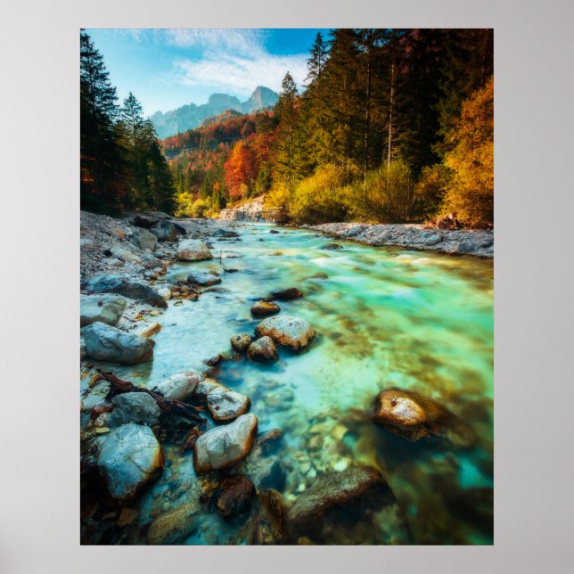 Magischer Fluss im Herbstwald Poster (Vorne)