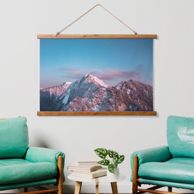 Magischer Himmel über dem Berg Storžič, Slowenien Wandteppich Mit Holzrahmen (Wohnzimmer)