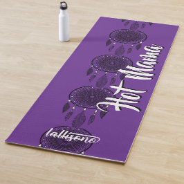 Magischer lila Hintergrund personalisierter Name & Yogamatte