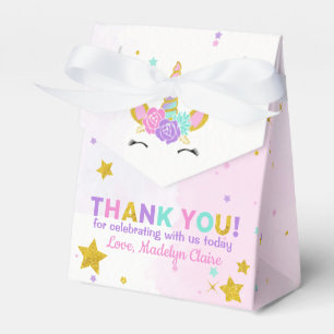 Magischer Unicorn-Glitzer hat Geburtstag in der Geschenkschachtel