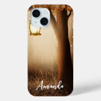 Magischer Wald mit Lichtern