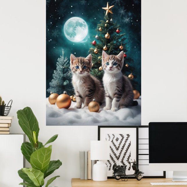 Magischer Weihnachtsabend mit Kätzchen von Bäumen Poster (Heimbüro)