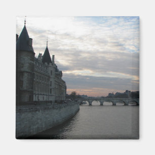 Magnet mit schönem Sonnenuntergang in Paris