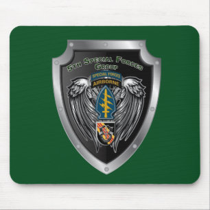 Magnificent 5th Special Forces Group (Im Flugzeug) Mousepad