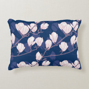 Magnolia Elegance: Frühlingsblut der Marine Dekokissen