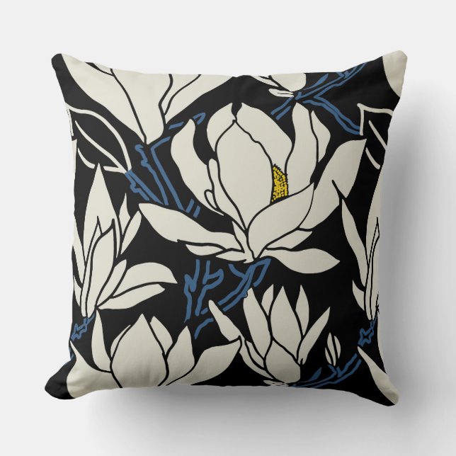 Magnolia-Grafik in beigem und schwarzem Muster Kissen (Vorderseite)