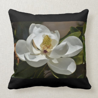 Magnolia Pillow  Kissen