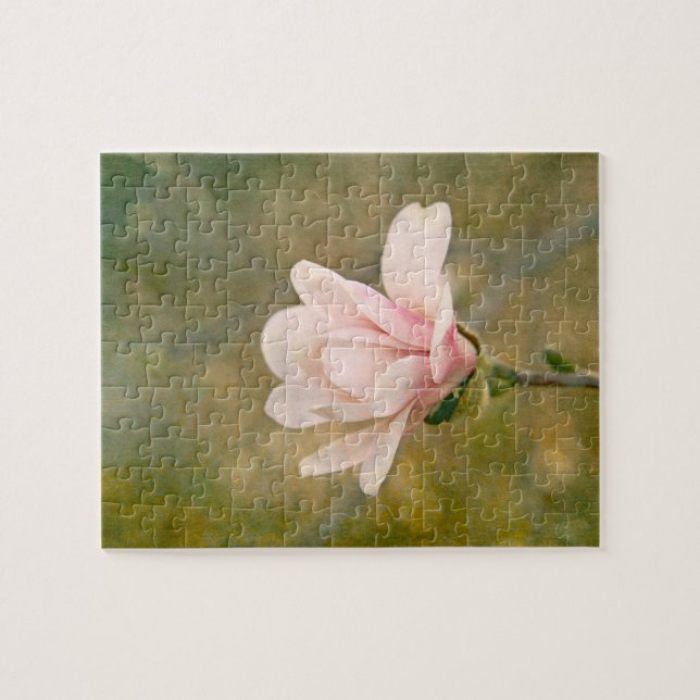 Magnolia Queen Puzzle (Horizontal)