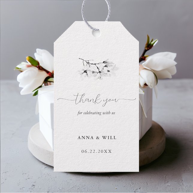 Magnolia Schwarz-weiße Gastgeschenk Hochzeit Geschenkanhänger (Floral Wedding Favor Tag Classic Magnolia Black White Elegant Modern Bohemian Soft)