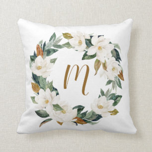 Magnolia Wreath Monogram Kissen