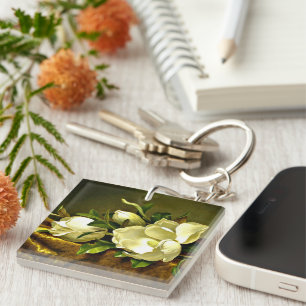 Magnolien auf goldenem Samttuch Schlüsselanhänger