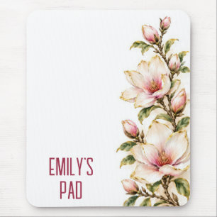 Magnolienblüten auf einem Zweig mit vergoldeten Rä Mousepad