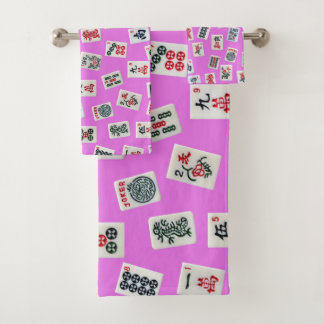 MahJong Fliesen-Design auf rosa Badhandtuch Set