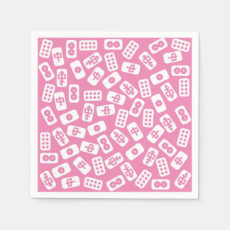 Mahjong Kacheln weiß auf Babyrosa Serviette