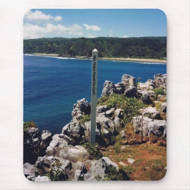 Mai-Frieden herrschen auf Erde vor! Mousepad (Vorne)