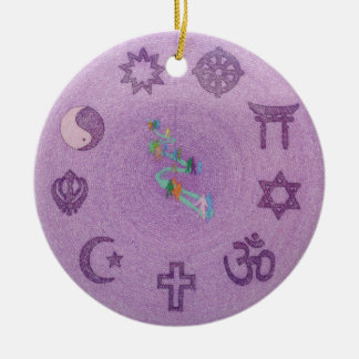 Mai-Frieden herrschen auf ErdMandala vor Keramik Ornament