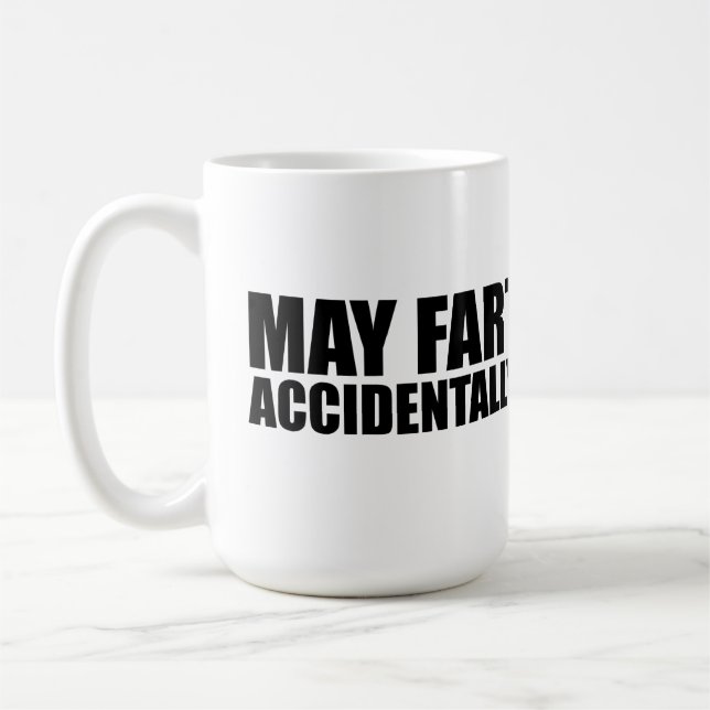 Mai Furz versehentlich Kaffeetasse (Links)