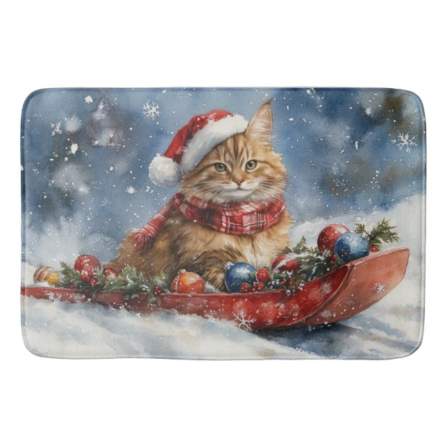 Maine Coon Cat in Sledge Let it Schnee Weihnachten Badematte (Vorderseite)