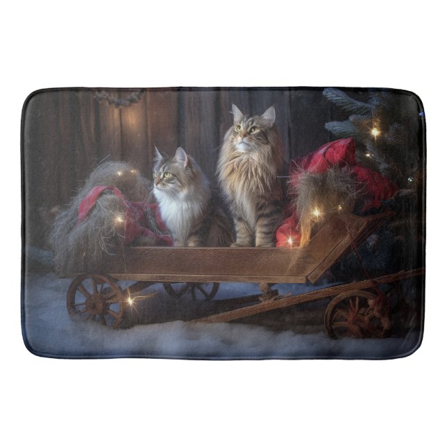 Maine Coon Snowy Sleigh Weihnachtsdekor Badematte (Vorderseite)