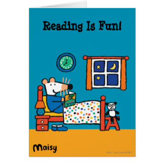 Maisy bereit zu den Bett-Blau-Pyjamas