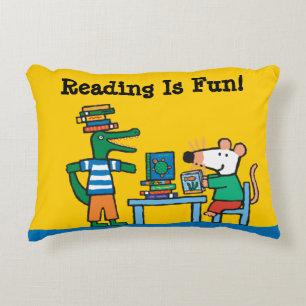 Maisy und Freunde genießen die Bibliothek Zierkissen