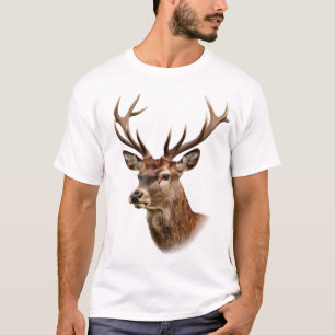 Majestätiges Hirschporträt mit großen Geweihen T-Shirt