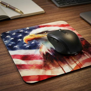 Majestätiges Weißkopfseeadler-Porträt mit amerikan Mousepad