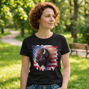 Majestätische amerikanische Bisons und patriotisch T-Shirt