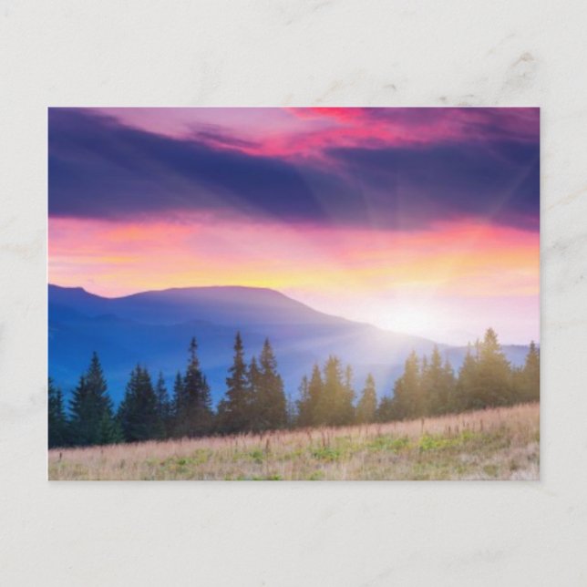 Majestätische Berglandschaft am Himmel Postkarte (Vorderseite)