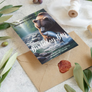 Majestätischer Bär Fängt Geburtstagseinladung Postkarte