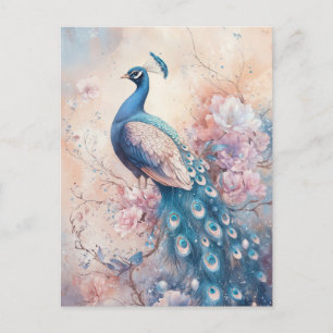Majestätischer blauer Pfau im rosa Blumen Garten Postkarte