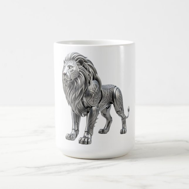 Majestätischer keltischer Silberlöwe mit aufwendig Kaffeetasse (Mittel)